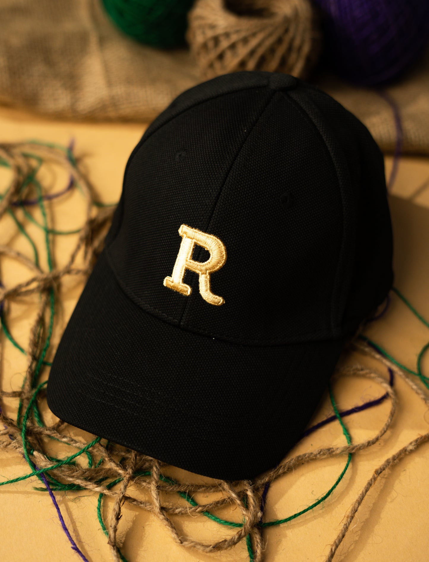 Black R Premium Cap