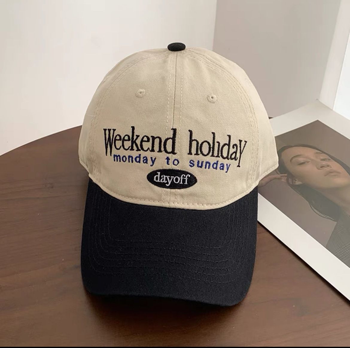 Black Weekend Cap